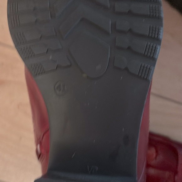 Worn a handful of times, Miz Mooz Red Leather  Jozie Ankle Boots - Picture 5 of 8